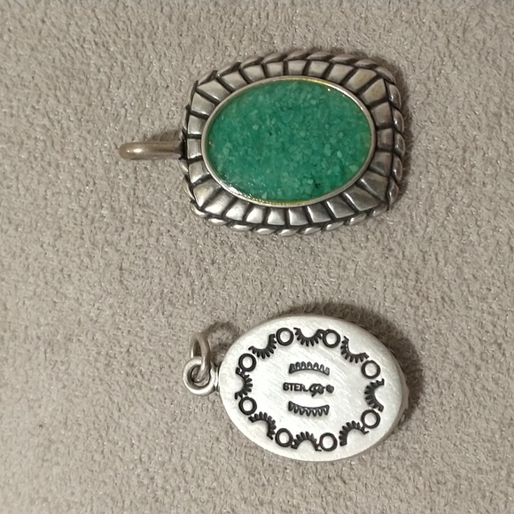 Two Relios Charms - Picture 2 of 6